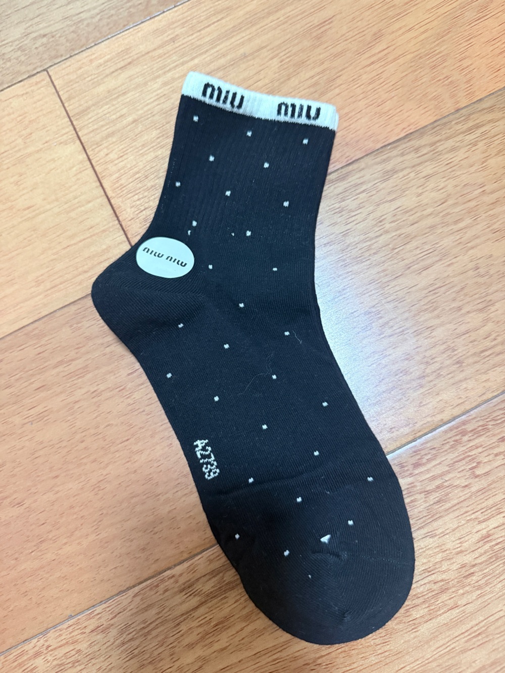 Black No-Show Socks with White Micro Dot Pattern Size 22-25cm